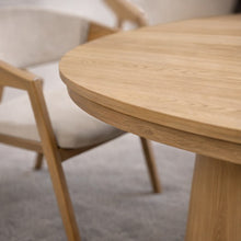 Nook Extending Oval Dining Table | Natural
